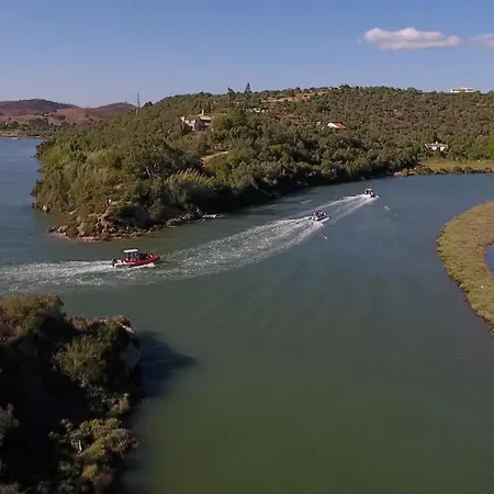 Sunshine By Algarve Vacation 别墅