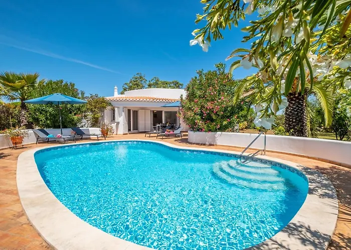 Sunshine By Algarve Vacation Villa *