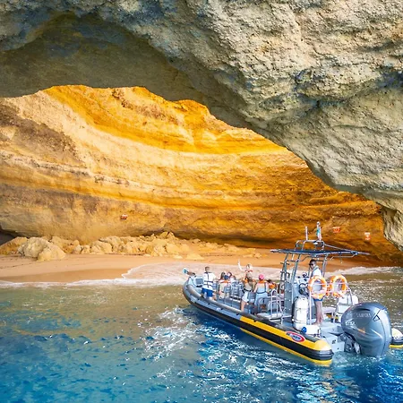 Sunshine By Algarve Vacation * Armação de Pêra