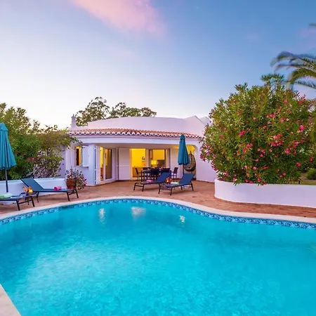 Sunshine - Escapadinha Tranquila Com Piscina E Bbq Em וילה Armação de Pêra