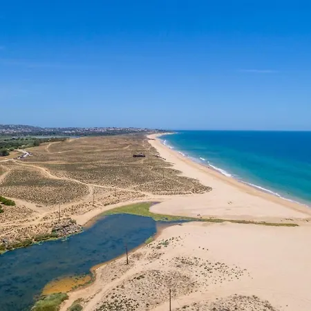 Sunshine By Algarve Vacation * Armação de Pêra