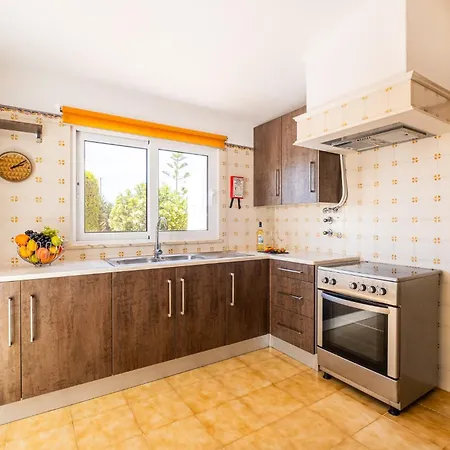 Villa Sunshine By Algarve Vacation